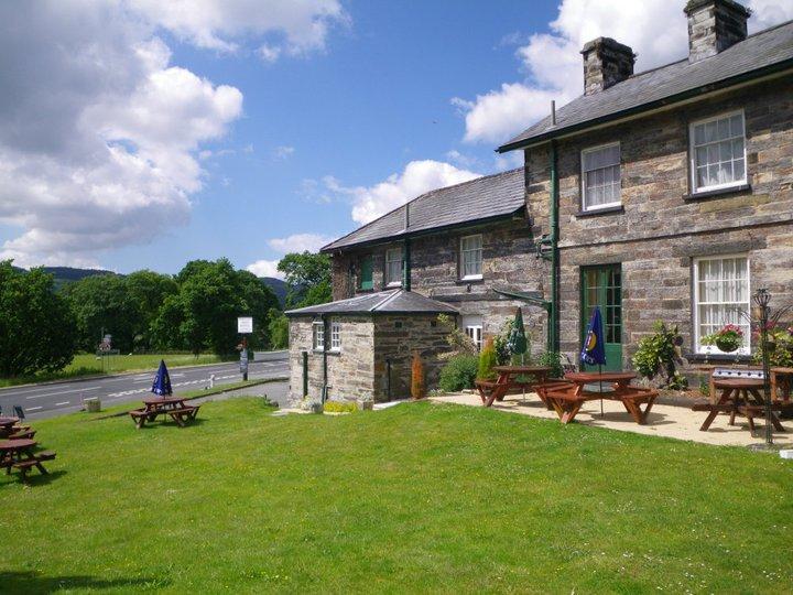 The Oakeley Arms 호텔 Maentwrog 외부 사진
